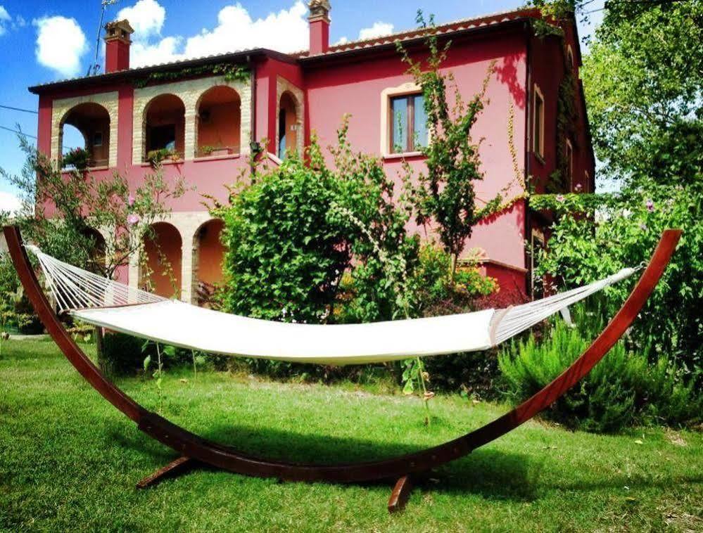 Isola Dei Calanchi Hotell Atri Exteriör bild